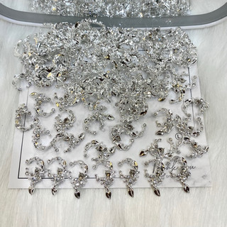 charm nail lúc lắc cao cấp