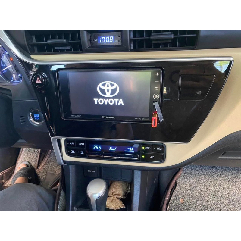 Màn hình ô tô toyota chính hãng tháo xe hàng thái lan