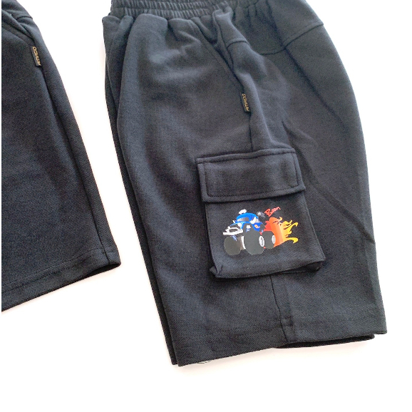 🔹 Quần đùi cotton màu đen bé trai QET45