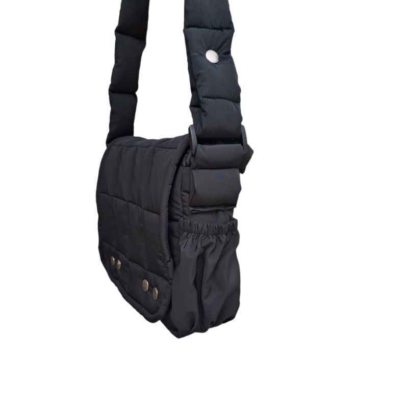 Túi đeo chéo chần bông nam nữ đi chơi, du lịch alsbag BẢN NHỎ cúc bấm tăng giảm