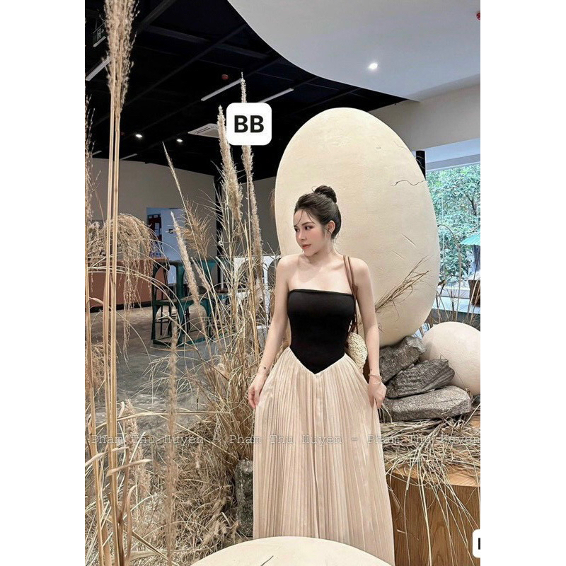 Đầm xoè cúp ngực phối màu xếp ly