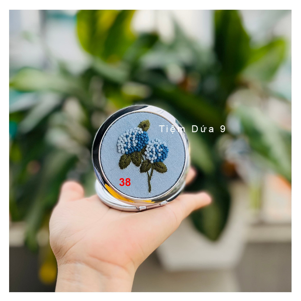 Gương trang điểm thêu tay cao cấp