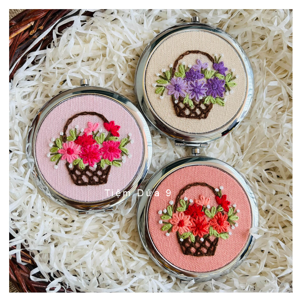 Gương thêu tay mini, quà tặng handmade cao cấp