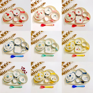 Combo bộ chén sứ bao gồm khay mây , bát sứ , thìa báo nóng silicon cho bé.
