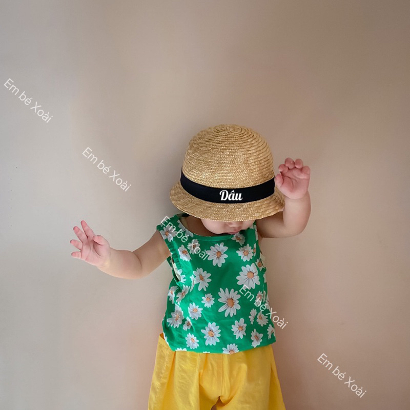 Mũ cói thêu tên cho bé