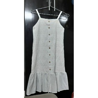 Váy 2 dây trắng zara xuất