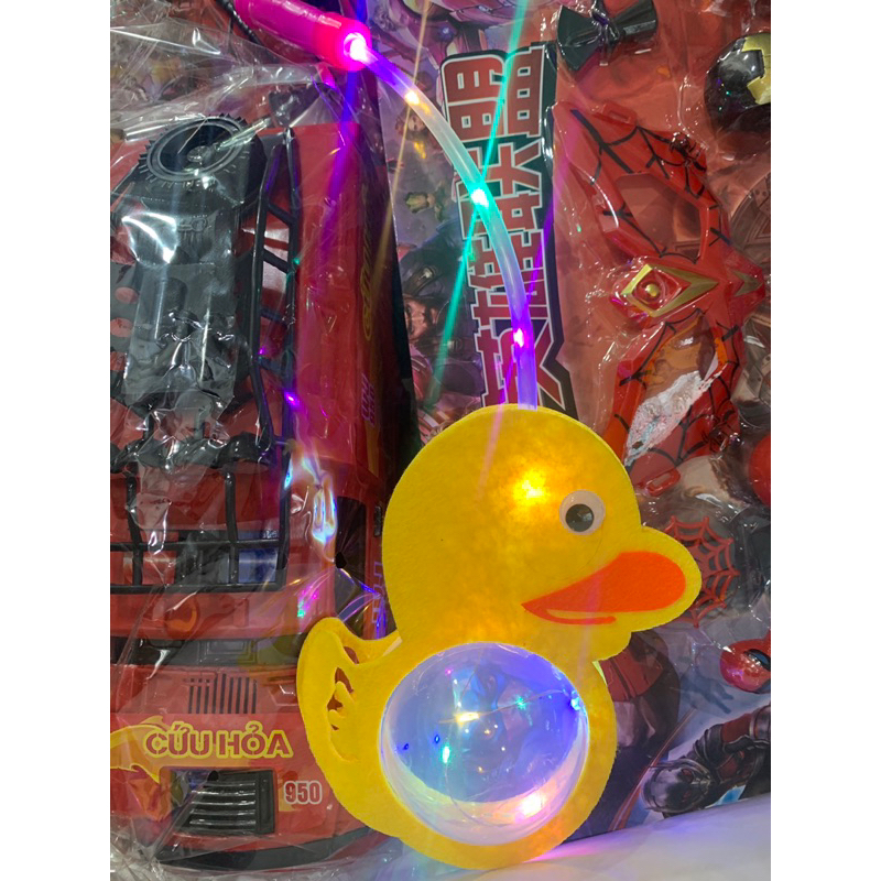 Đồ chơi lồng đèn trung thu phát sáng 7 màu vịt vàng, thỏ hồng