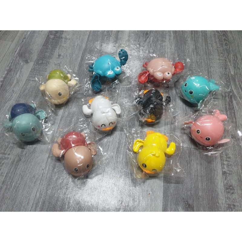 Đồ chơi rùa bơi, các con vật vặn cót thả nhà tắm cho bé