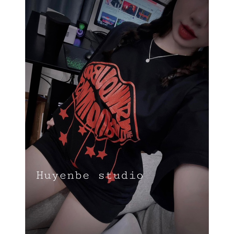 Áo Thun Nam Nữ Họa Tiết Logo Đôi Môi Kim Tuyến Cao Cấp. Áo Phông Siêu Cấp Unisex Cổ Bo Dành Cho Các Boy Phố 2023 | BigBuy360 - bigbuy360.vn