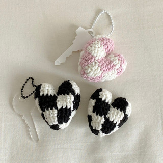 Móc khóa trái tim đan len GND handmade