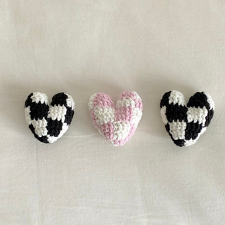 Móc khóa trái tim đan len GND handmade