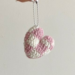 Móc khóa trái tim đan len GND handmade