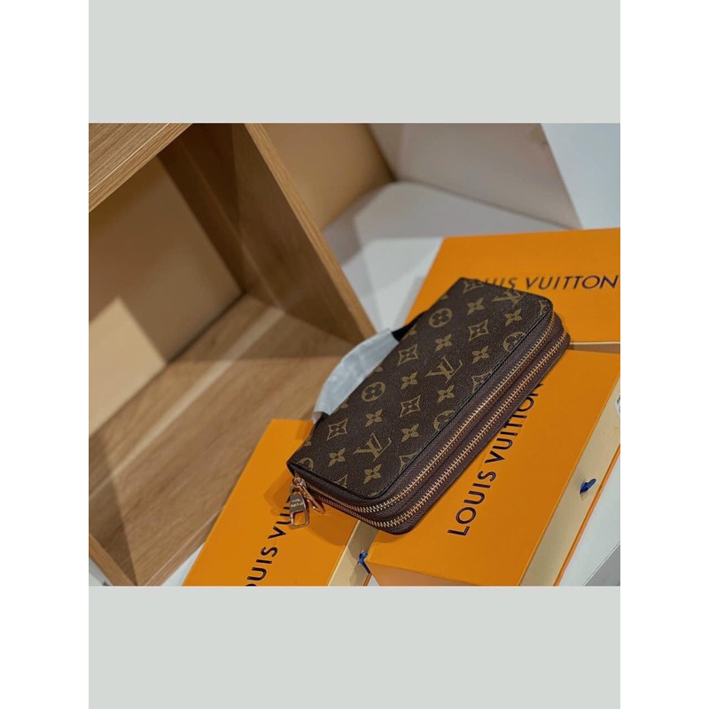 Ví cầm tay Lv 2 khoá thời trang nữ