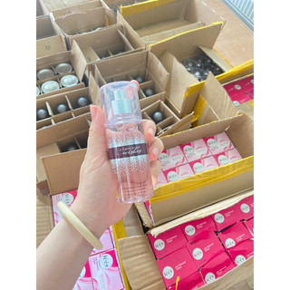 Xịt thơm toàn thân body vic 75ml