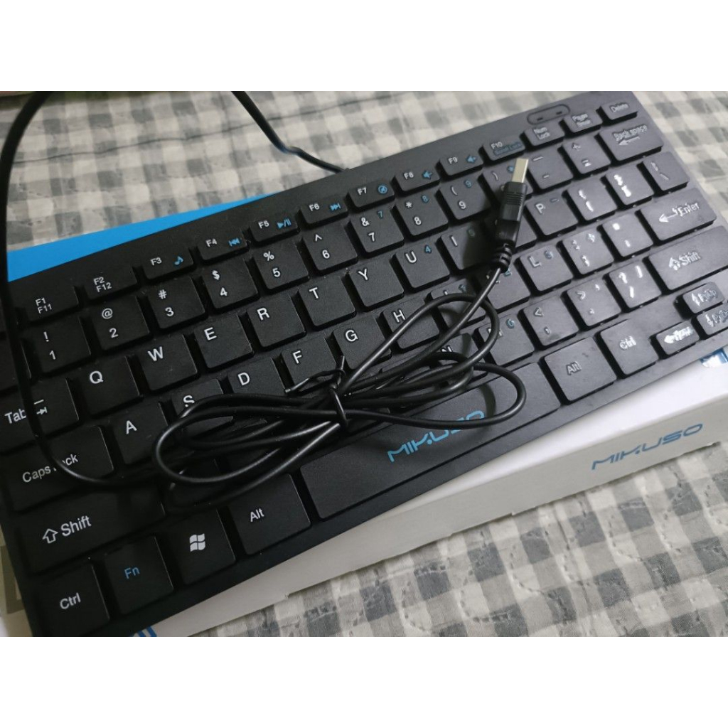 BÀN PHÍM MKS KB-001U MINI MÀU ĐEN USB SIÊU NHỎ GỌN KẾT NỐI ĐA PHƯƠNG TIỆN-HT
