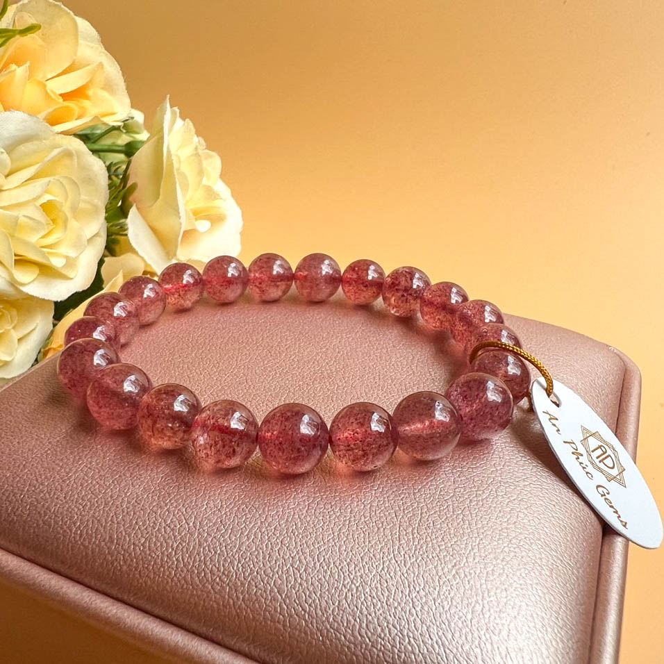 Vòng Tay Đá Thạch Anh Dâu Đỏ Cho Người Mệnh Hỏa Và Thổ - An Phúc Gems
