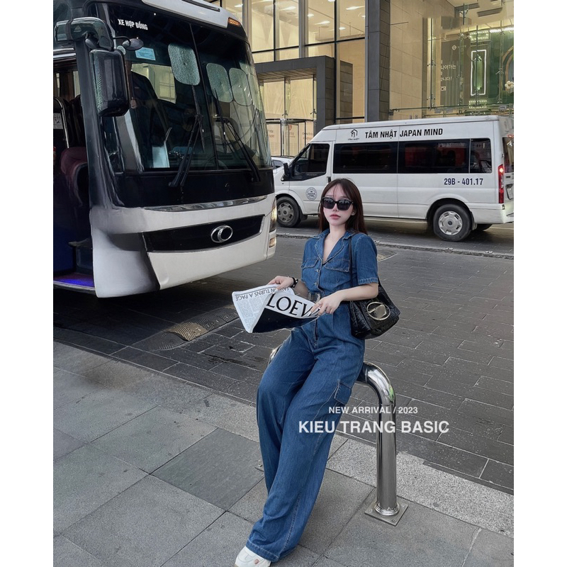 JUM BÒ SUÔNG TAY NGẮN KÈM BELT