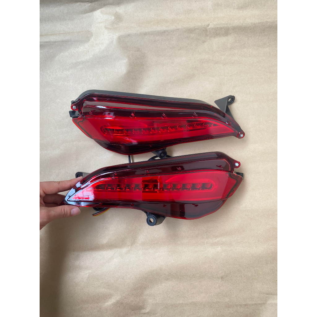 Đèn Led Gầm Sau VIOS Xương Cá 2020-2023 có xi nhan chạy đuổi