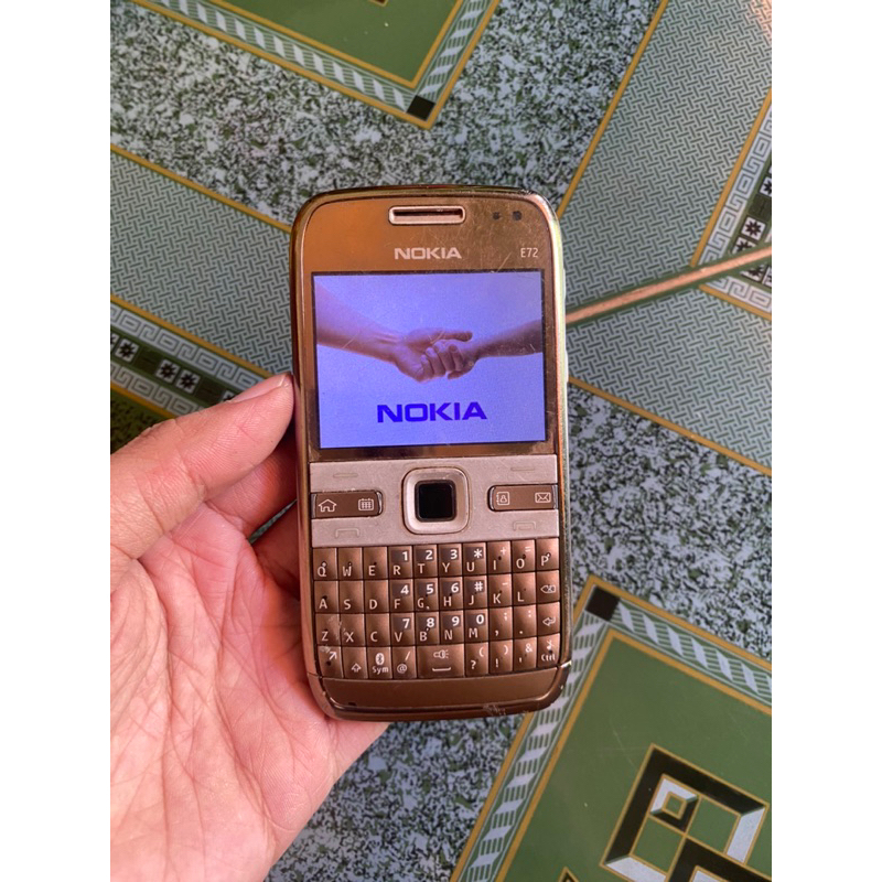 Xác điện thoại Nokia E72 zin