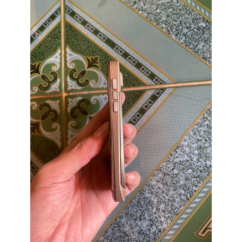 Xác điện thoại Nokia E72 zin