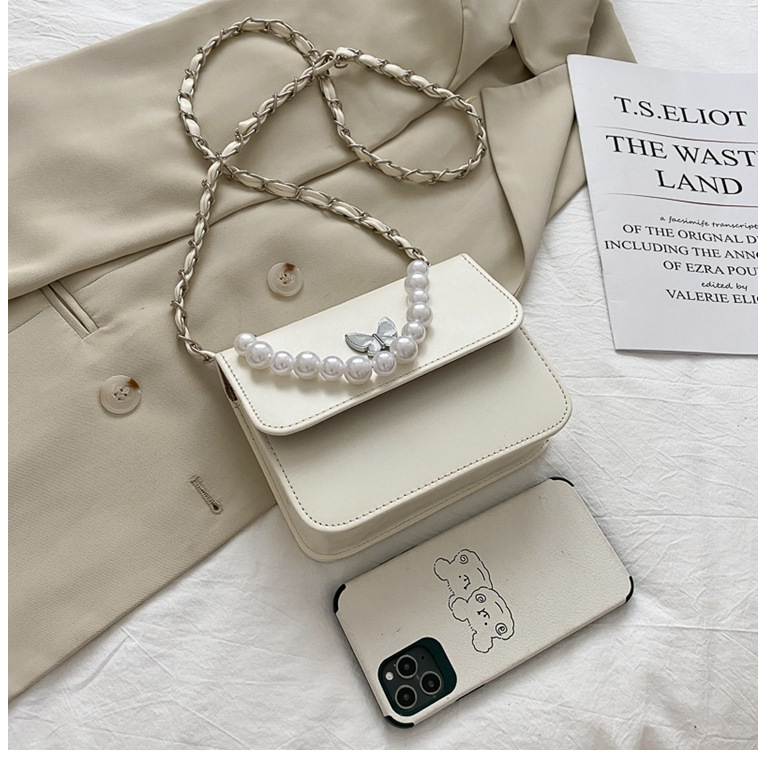 Túi xách nữ đeo chéo trang trí hình bướm dây đeo chuỗi xích kèm chuỗi ngọc trắng thời trang