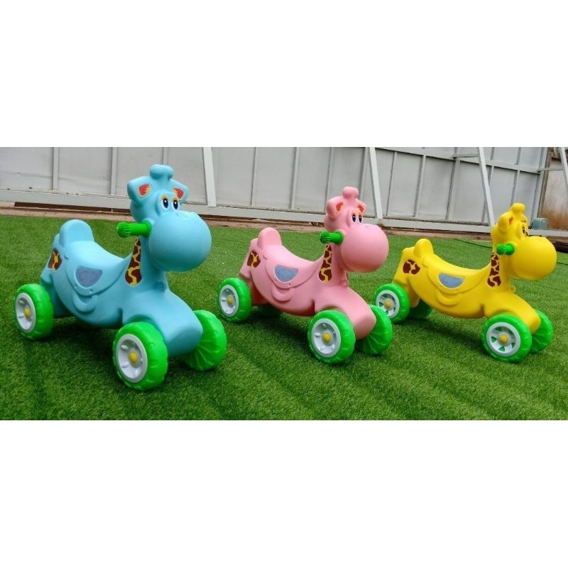 Xe chòi chân cho bé