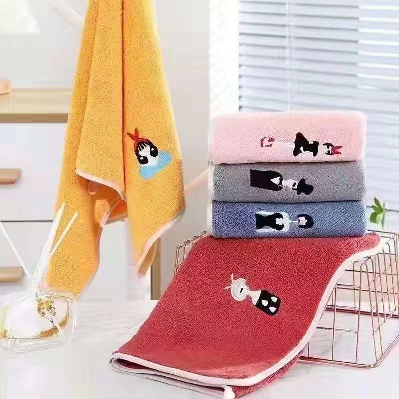 Khăn tắm sợi microfiber thêu hình cao cấp 35*78cm và 70*140cm