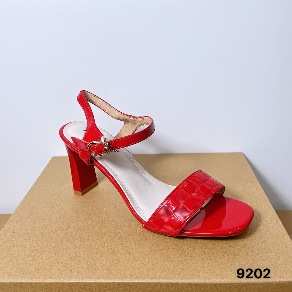 Sandal cao gót nữ màu đỏ / đen 9292 - HACHI SHOES