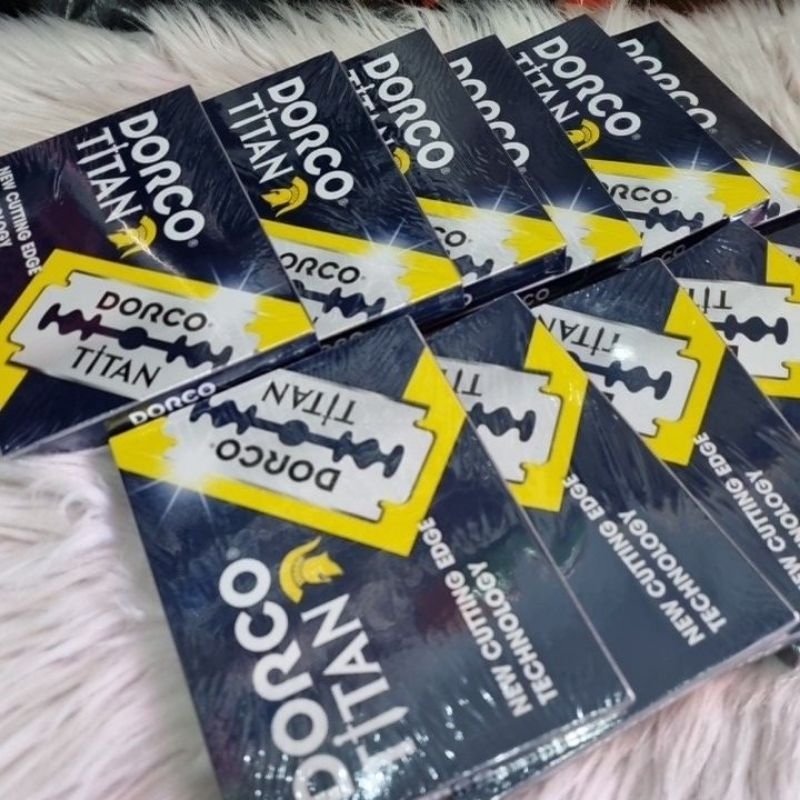 Dao lam DORCO TITAN xanh hộp 100 lưỡi siêu bén