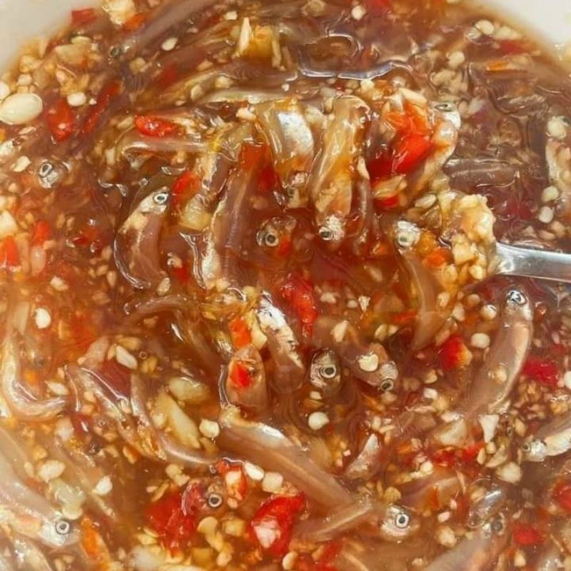 Mắm cá cơm. (giao hỏa tốc)