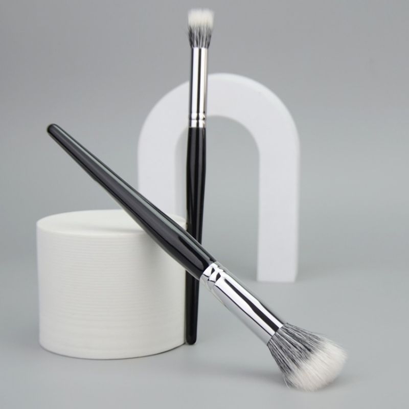 Cọ phấn má Blush Brush