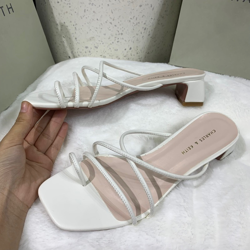 Guốc Ck mẫu mới