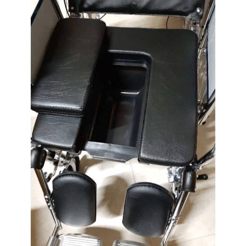 Nệm ngồi xe lăn các loại