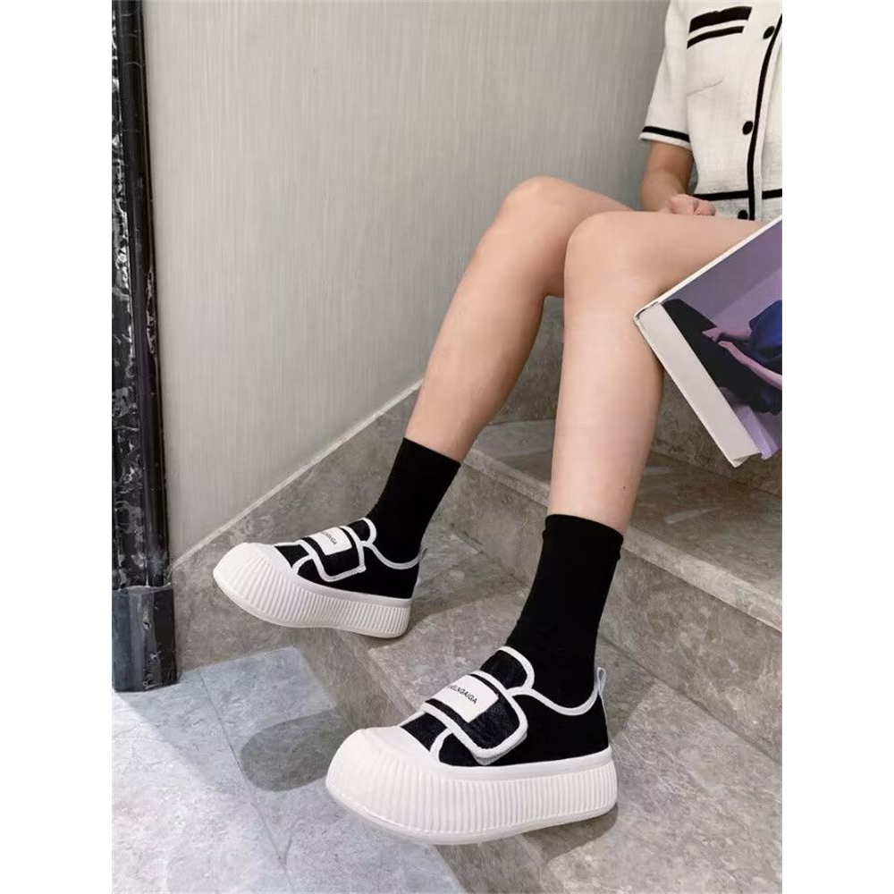 Giày thể thao ulzzang có big size 41 42 43 44 đế bánh mỳ phối lưới