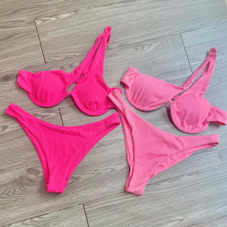 Bikini 2 mảnh lệch vai có gọng mút