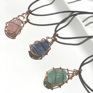 Dây chuyền quấn đồng handmade, cân bằng năng lượng