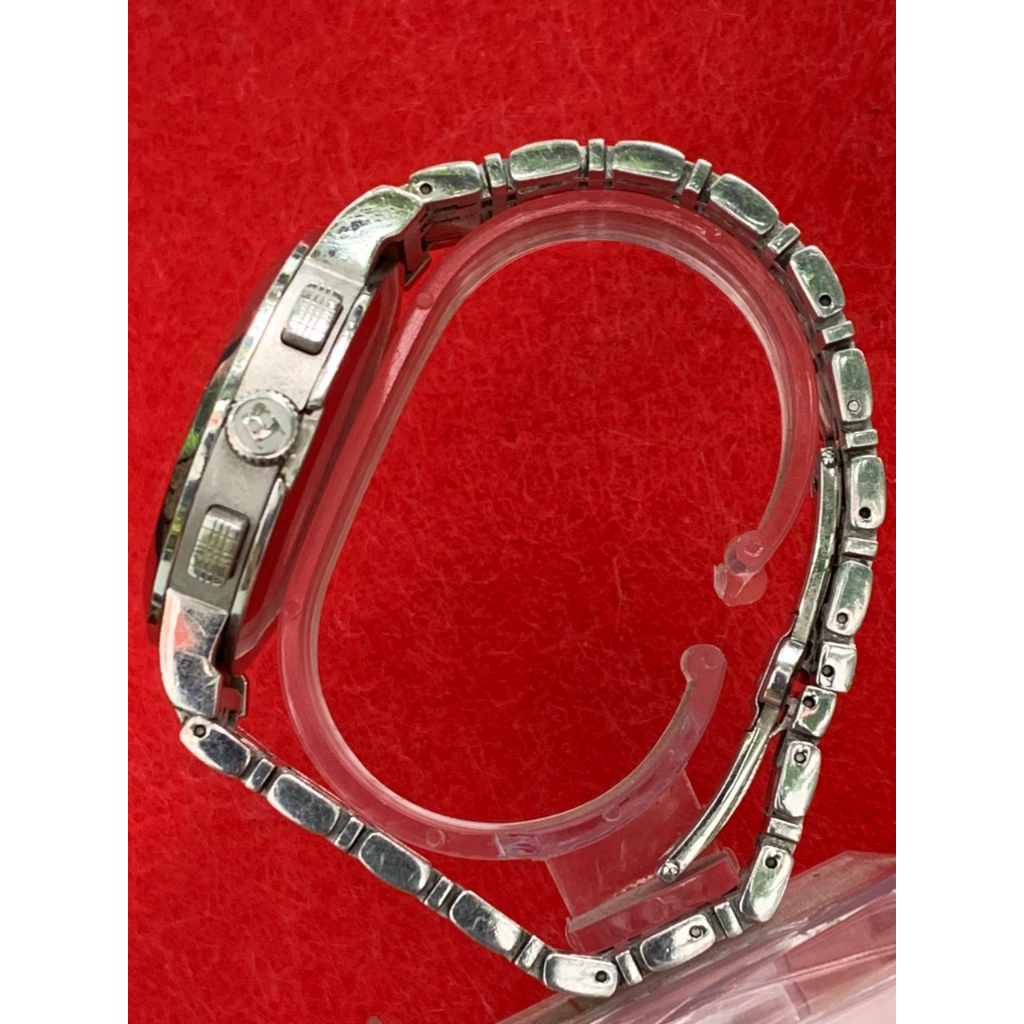 Đồng hồ nam BURBERRY, có ô cửa lịch Thụy Sĩ