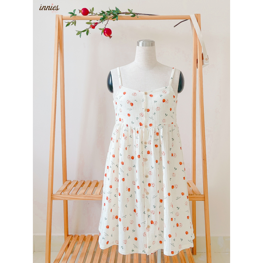 Đầm 2 dây NỮ cotton muslin, nút cài giữa, dáng xoè đáng yêu mặc nhà Innies - IN-23DAMNU002