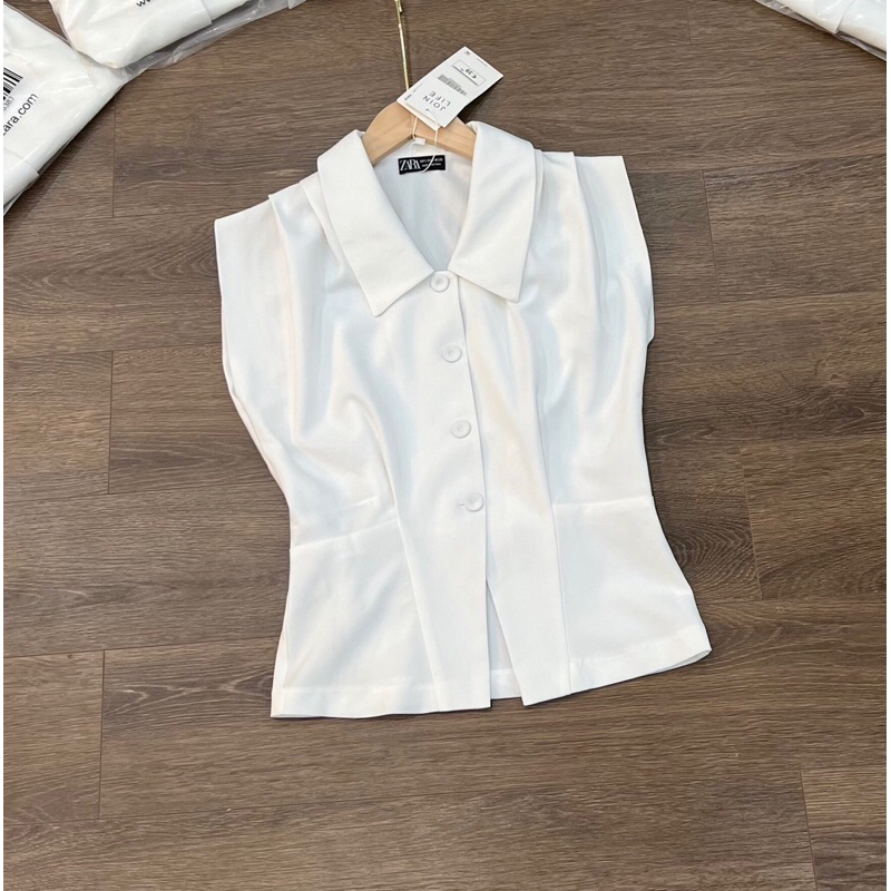 Áo sơmi xếp li vai