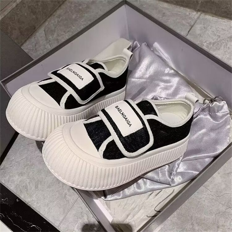 Giày thể thao ulzzang có big size 41 42 43 44 đế bánh mỳ phối lưới