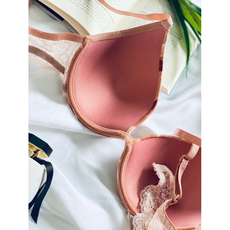 Áo ngực bigsize hoạ tiết lá xinh size 34C cup to
