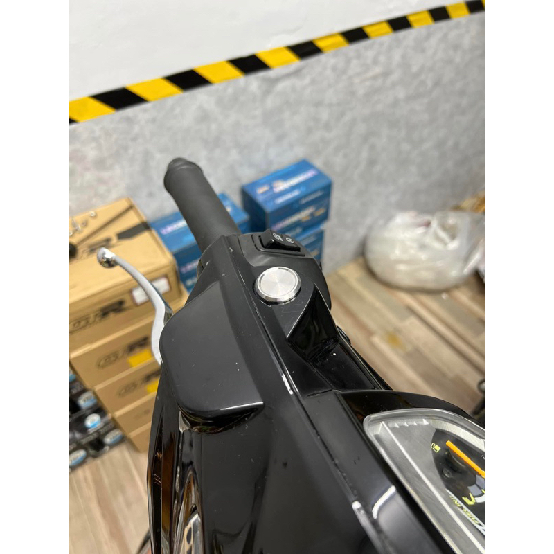 NÚT CHÂN KÍNH EXCITER/ HONDA LEAD