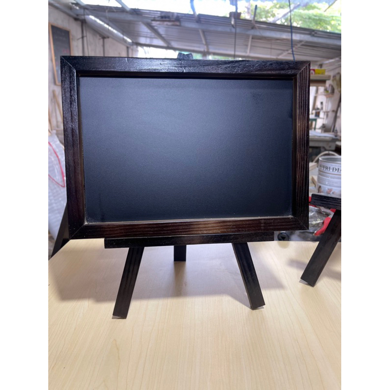 BẢNG ĐEN MENU VIẾT PHẤN VIET BÚT HUỲNH QUANG MINI ĐỂ BÀN 30*40