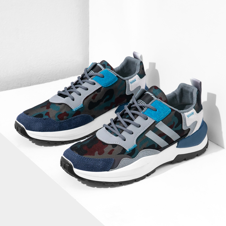 Giày sneaker  phong cách trẻ trung CS915