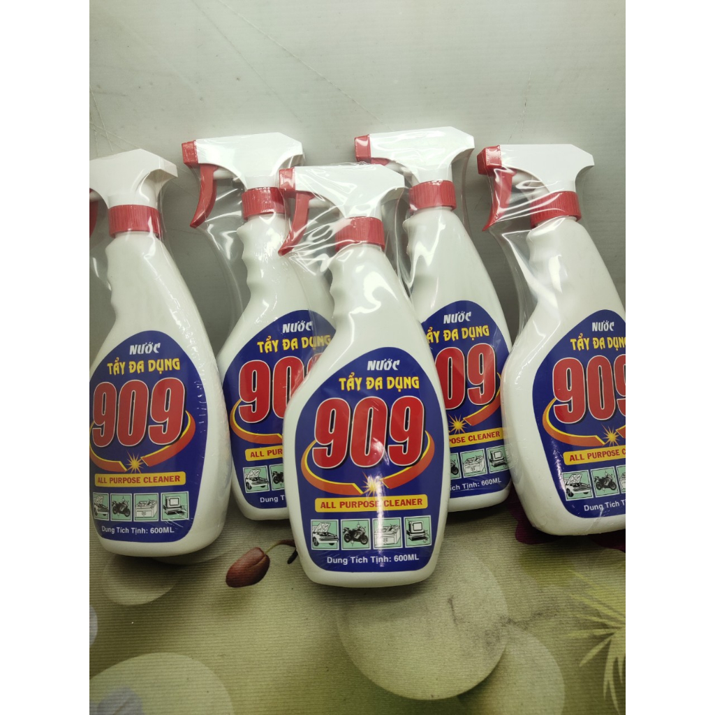 chai dung dịch tẩy đa năng 909