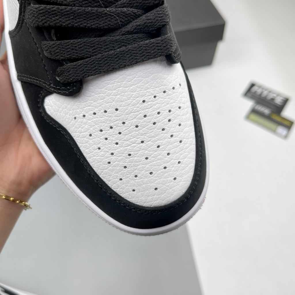 Giày Jordan 1 Low Black Toe 11  - Hype Sneaker / High Quality