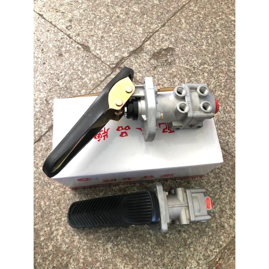 Tổng phanh ô tô 140 có bàn đạp