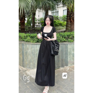 Đầm cổ vuông tay ngắn dáng xoè chữ hiệu trước sang chảnh