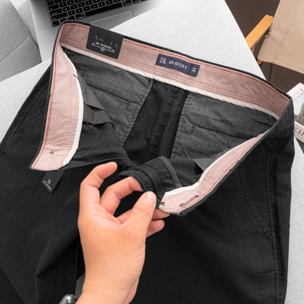 Quần short nam, Quần short linen GINCO Đen vải linen thô mềm mịn thoáng mát, form regular fit - Bravery