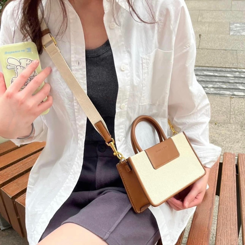 Túi CNK x Itzy Astra Canva Tote Bag